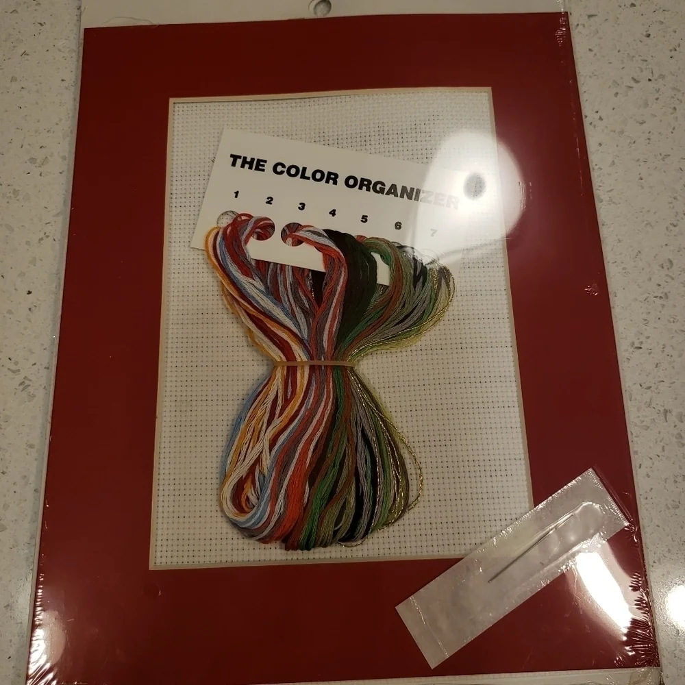 Weekenders Cardinal The Christmas Package Complete Counted Cross Stitch Kit NIP